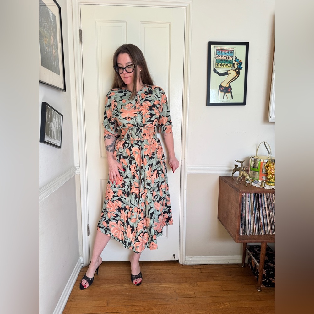 80s Vintage Green Black and Pink Floral Shirt Dress - Picture 1 of 9